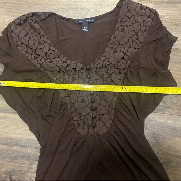 Banana Republic Chocolate Lace Trim Top - Picture 4 of 4